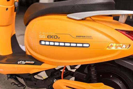 Chinese Factory Supply Mobility EEC Certificate Patent Model Electric Scooter, Electric Motorcycle/Vehicle, European Lithium/Lead Acid Battery Motorbike