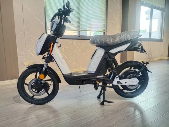 Syev 2023 Latest Electric Moped Scooter with 48V26ah Lithium Battery EEC/Coc 