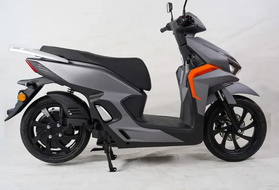 5000W 8000W High Speed Delivery Yologo Removable Battery Electric Scooter Electric Motorcycle Electric Scooter 